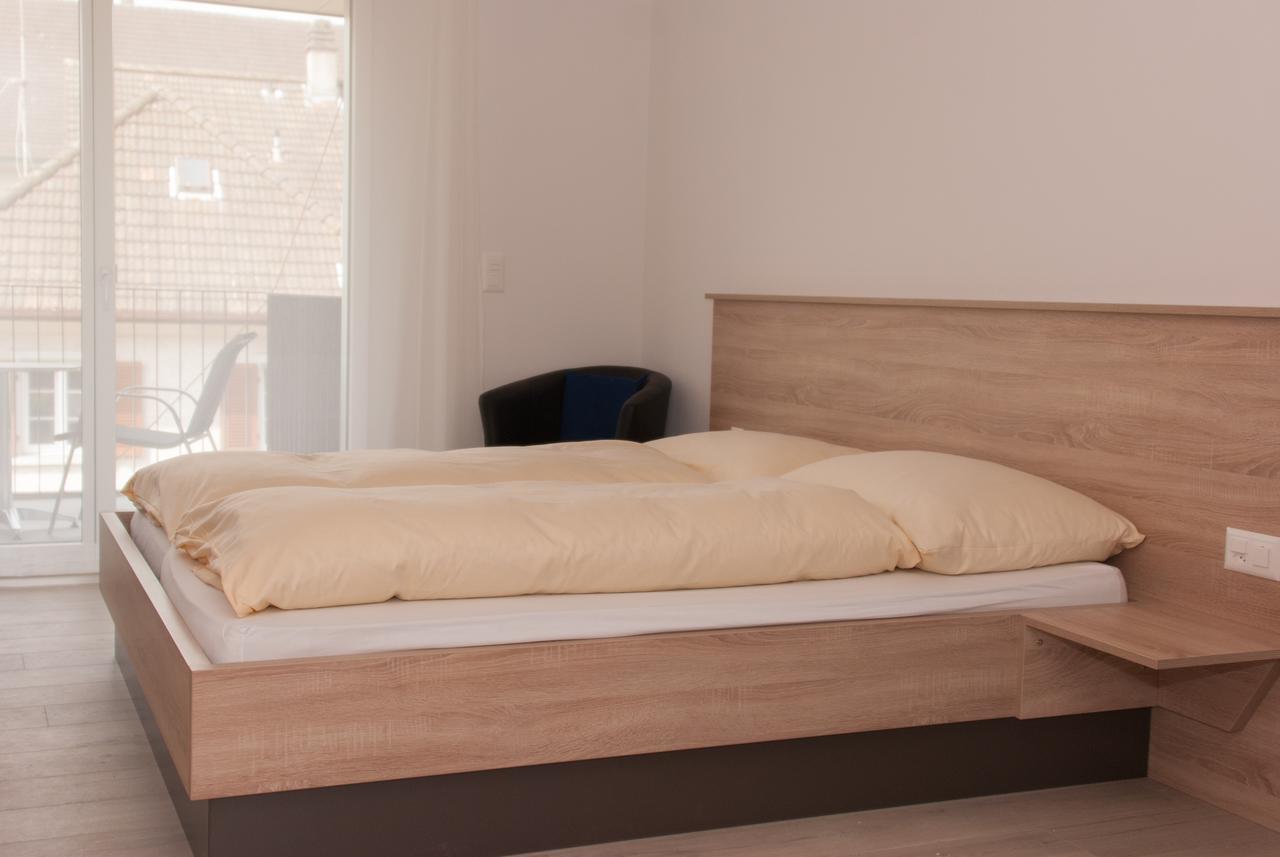 Hotel Traube Garni Kuttigen Εξωτερικό φωτογραφία