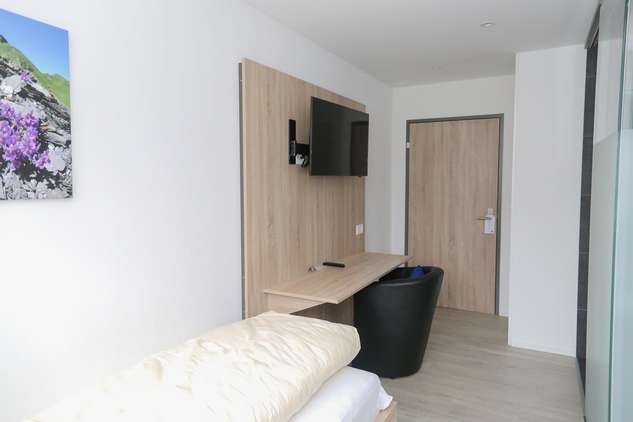 Hotel Traube Garni Kuttigen Εξωτερικό φωτογραφία